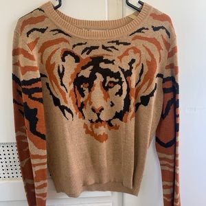 Tiger sweater